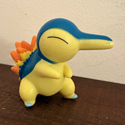 Pokémon 2019 cyndaquil - pokémon,