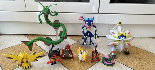 Pokemon plastic figurines and - pokemon,