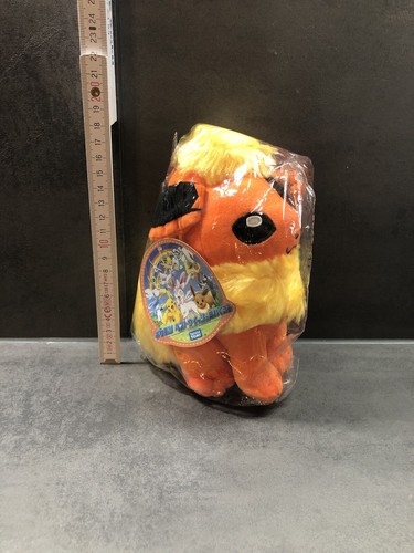 Pokemon personaggio peluche